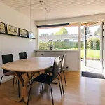 5 Person In Kerteminde