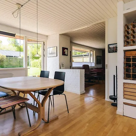 Hébergement de vacances 5 Person In *