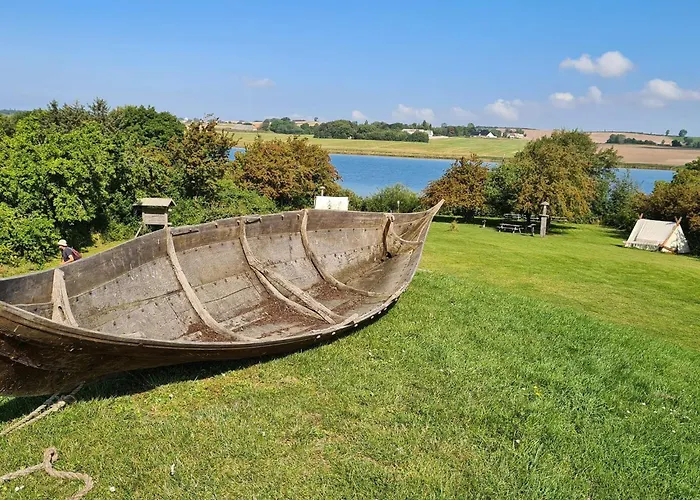 5 Person In * Kerteminde